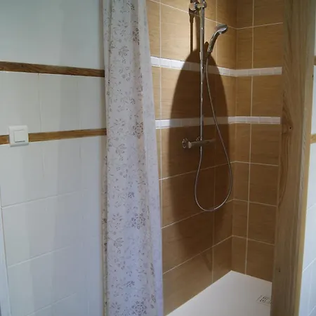 Gite De Magneux - Spa/Jacuzzi Vezelin-sur-Loire Exterior foto